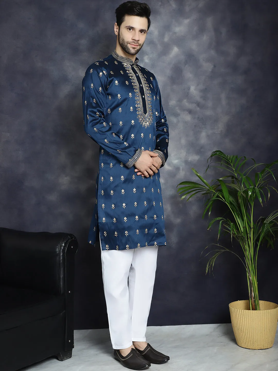 Men'S Navy Blue Chikankari Embroidered Kurta With Pyjama