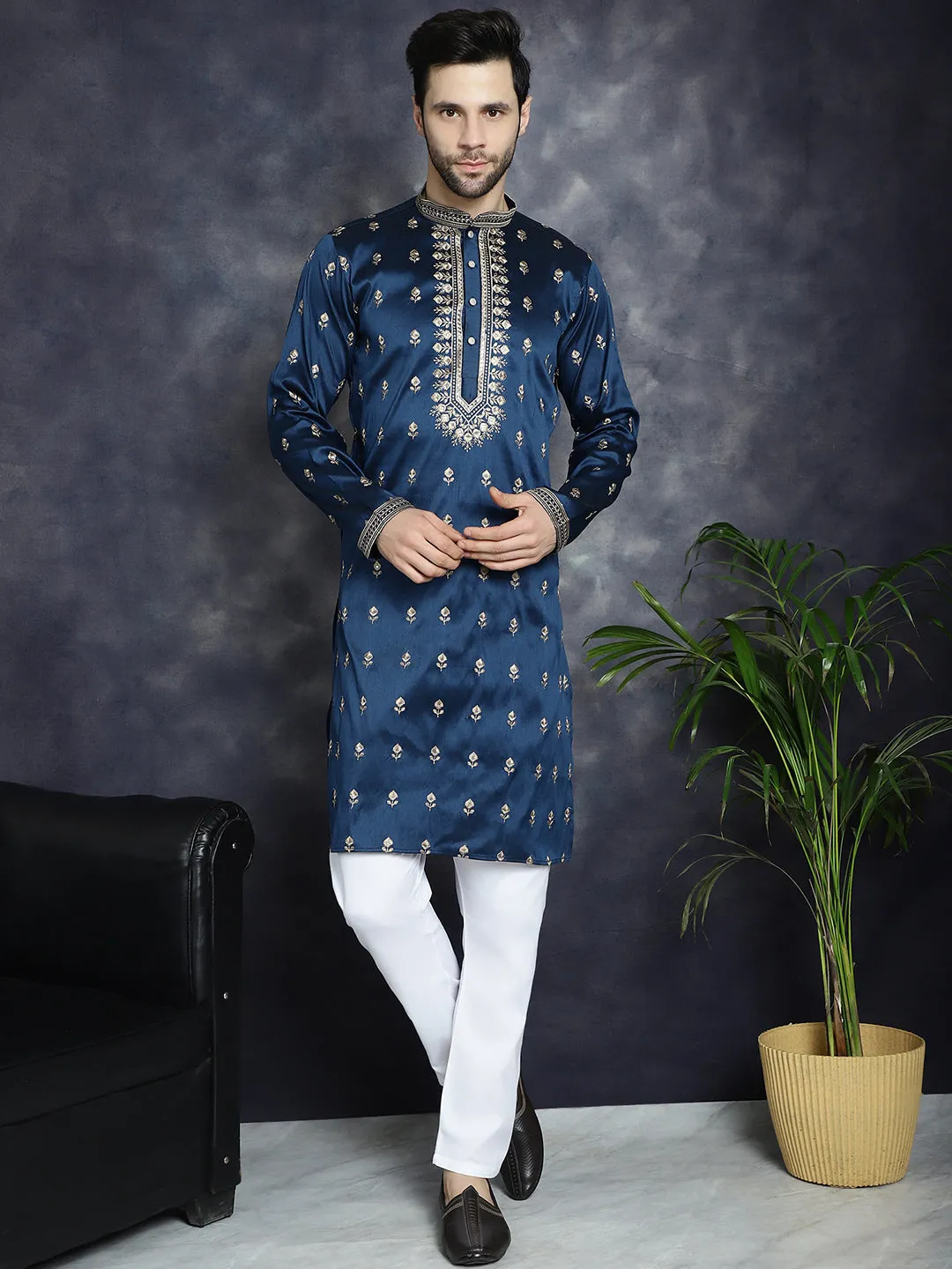 Men'S Navy Blue Chikankari Embroidered Kurta With Pyjama