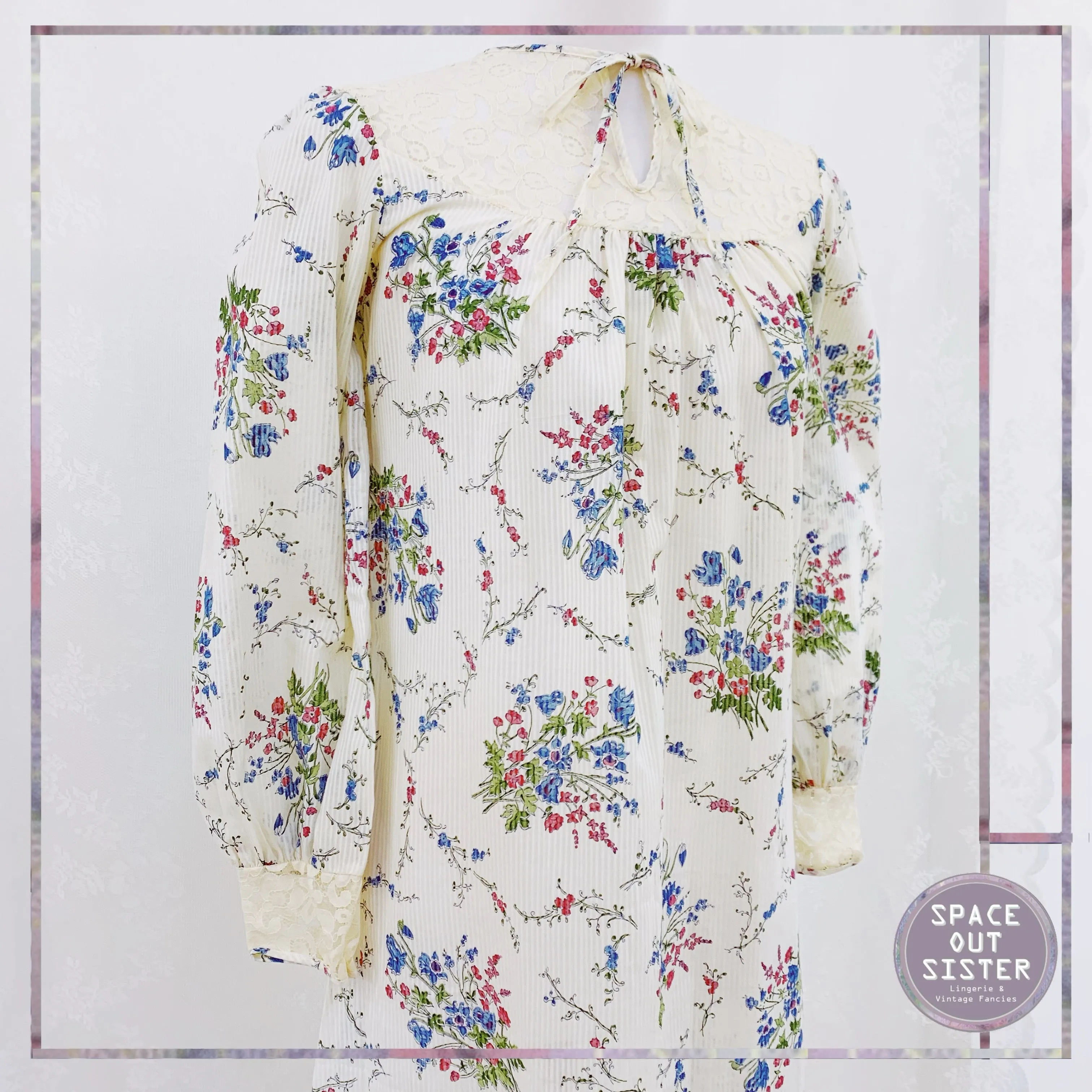Vintage Floral Lace Sleeve Nightdress